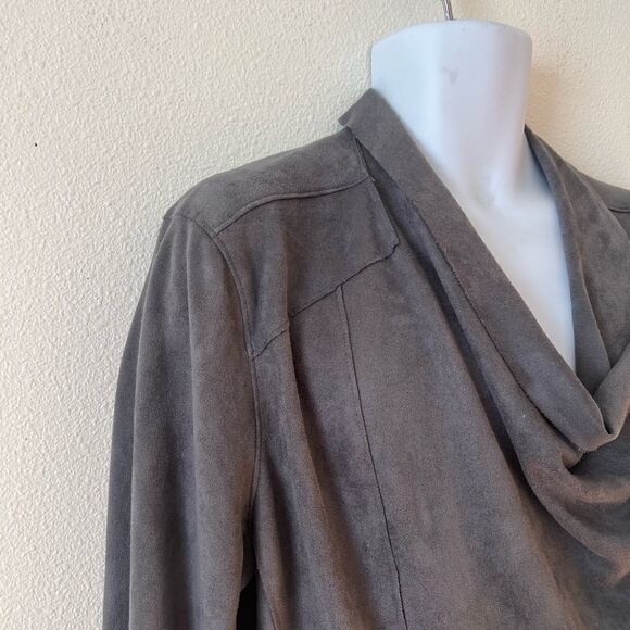 BlankNYC, faux suede Moro jacket, grey, size XL - Picture 7 of 10